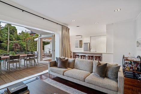 Photo of property in 17 West End Road, Herne Bay, Auckland, 1022