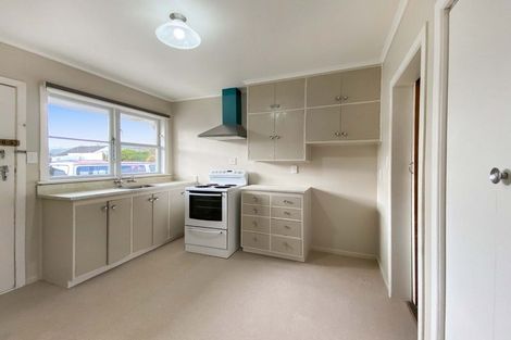 Photo of property in 2/3 Camp Street, Silverstream, Upper Hutt, 5019