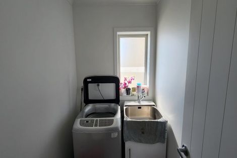 Photo of property in 8 Derwent Place, Flagstaff, Hamilton, 3210