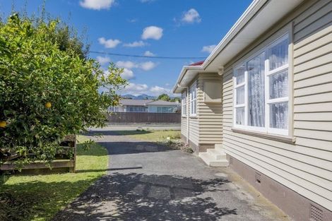 Photo of property in 16 Marsden Street, Levin, 5510