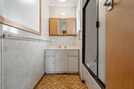 Photo of property in 11 Cargill Street, Papakura, 2110