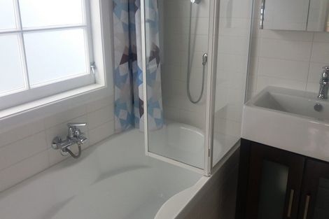 Photo of property in 1a Dublin Street, Martinborough, 5711