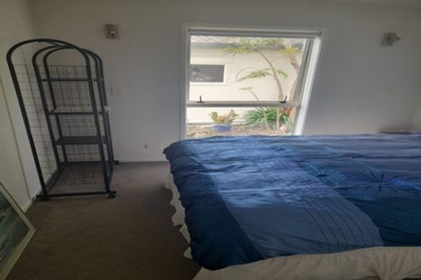 Photo of property in 1409 Whangaparaoa Road, Army Bay, Whangaparaoa, 0930