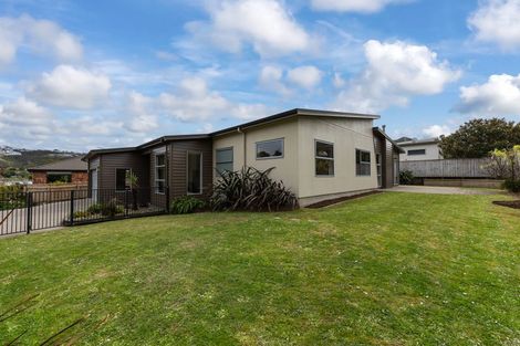 Photo of property in 5 The Pier, Whitby, Porirua, 5024
