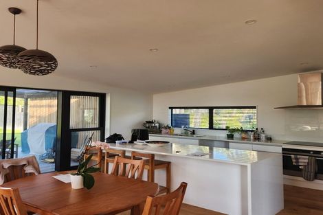 Photo of property in 23a Oscar Road, Greenhithe, Auckland, 0632