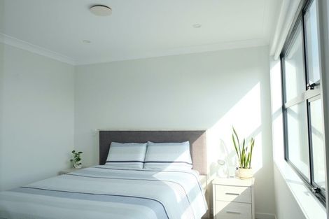 Photo of property in 16 Whimbrel Road, Flat Bush, Auckland, 2019