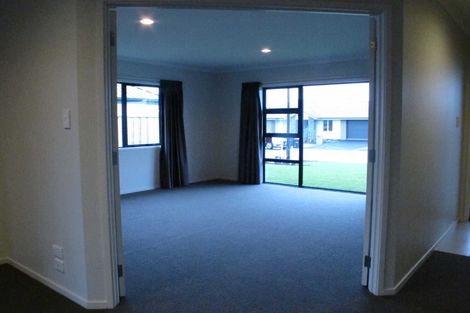 Photo of property in 18 Fernham Way, Rolleston, 7615