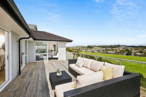 Photo of property in 20 Waititiro Rise, Stanmore Bay, Whangaparaoa, 0932