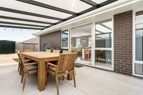 Photo of property in 32 Trans Tasman Way, Pyes Pa, Tauranga, 3112