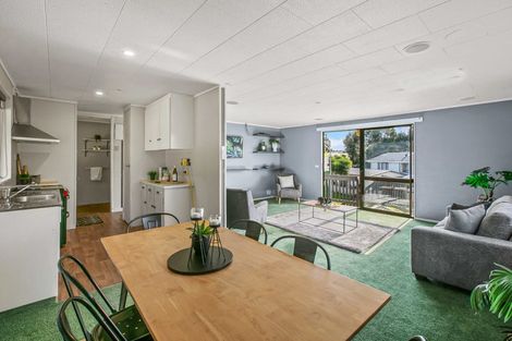 Photo of property in 41 Herekawe Drive, Spotswood, New Plymouth, 4310