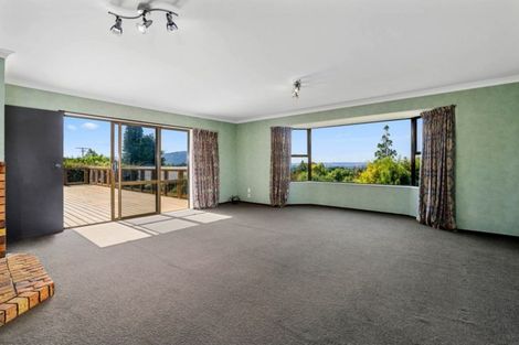 Photo of property in 29 Wychwood Crescent, Springfield, Rotorua, 3015