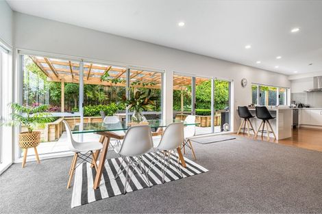 Photo of property in 2/54 Norwood Road, Bayswater, Auckland, 0622