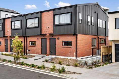 Photo of property in 14 Hokoteta Street, Mount Wellington, Auckland, 1062