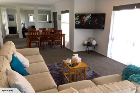 Photo of property in 10 Manuka Close, Mangawhai, 0505