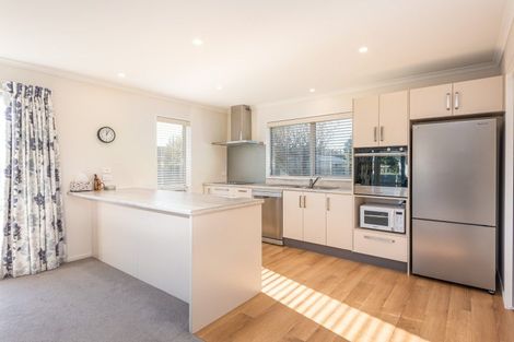 Photo of property in 27 Landy Street, Dallington, Christchurch, 8061