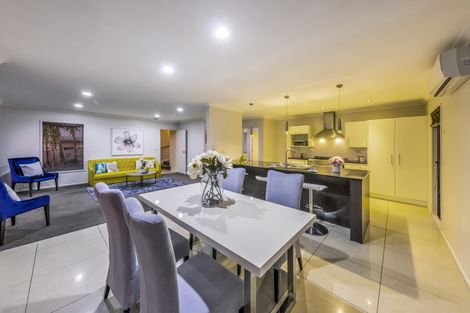 Photo of property in 318 Hill Road, The Gardens, Auckland, 2105