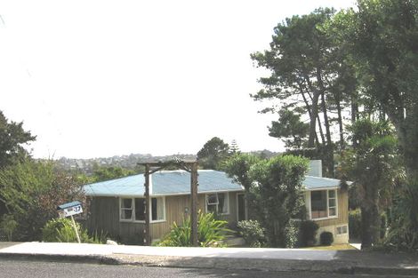 Photo of property in 37 William Souter Street, Forrest Hill, Auckland, 0620