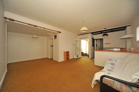 Photo of property in 53 Hawker Street, Mount Victoria, Wellington, 6011