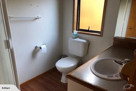 Photo of property in 131a Edmonton Road, Te Atatu South, Auckland, 0610