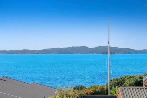 Photo of property in 19 Kahurangi Place, Snells Beach, 0920