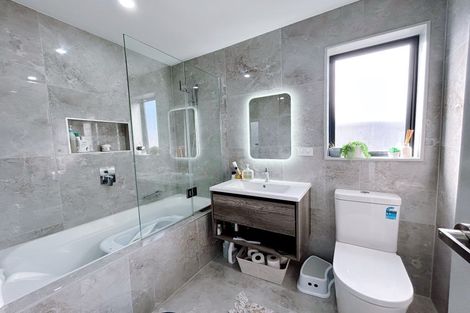 Photo of property in 5c Deveron Road, Manurewa, Auckland, 2102