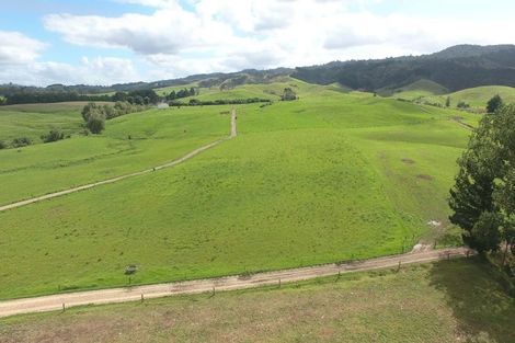 Photo of property in 1337 East Coast Road, Whakatiwai, Pokeno, 2473