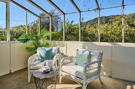 Photo of property in 447 Muritai Road, Eastbourne, Lower Hutt, 5013