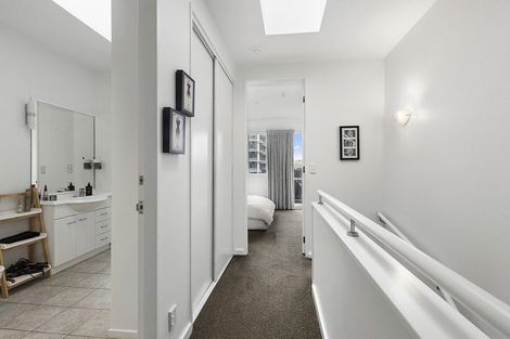 Photo of property in De Vere Apartments, 1/23 Tennyson Street, Te Aro, Wellington, 6011