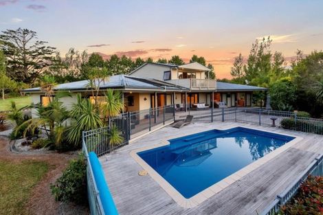 Photo of property in 220 Bawden Road, Dairy Flat, Albany, 0792