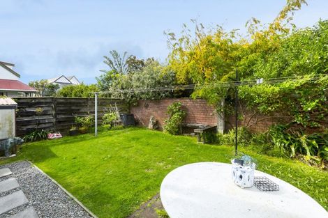 Photo of property in Princeton Gardens, 9/58 Cuba Street, Petone, Lower Hutt, 5012