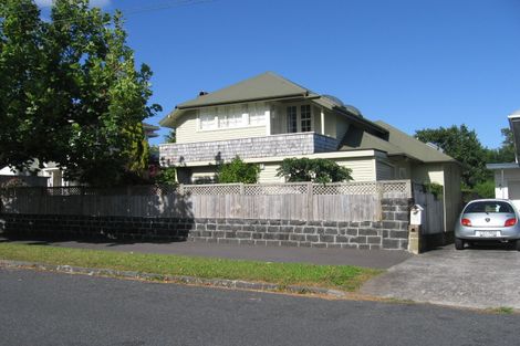 Photo of property in 6 Herne Bay Road, Herne Bay, Auckland, 1011