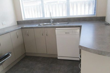 Photo of property in 16b Abergeldie Way, Cambridge, 3434