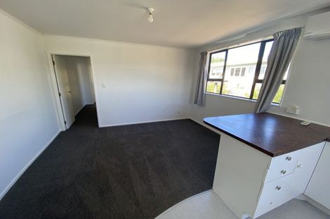 Photo of property in 40 West Coast Road, Glen Eden, Auckland, 0602