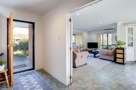 Photo of property in 205 Auckland Road, Greenmeadows, Napier, 4112