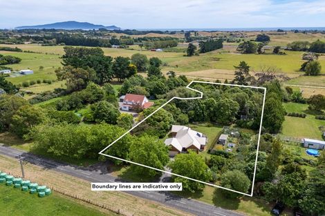 Photo of property in 24 Settlement Road, Te Horo, Otaki, 5582