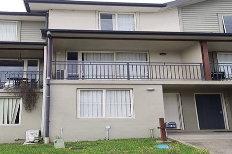 Photo of property in 43 Kirikiri Lane, East Tamaki, Auckland, 2013