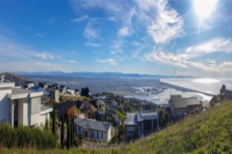 Photo of property in 8 Stoneyridge Close, Mount Pleasant, Christchurch, 8081