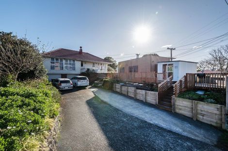 Photo of property in 1/174 Lake Road, Northcote, Auckland, 0627