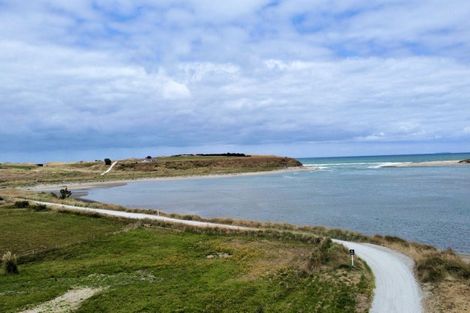 Photo of property in 1 Boat Harbour Road, Fortrose, Tokanui, 9875