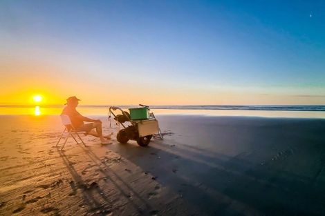 Photo of property in 5 Marine Parade, Carters Beach, Westport, 7825