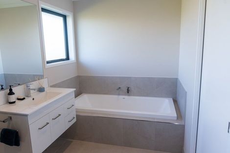 Photo of property in 392 Black Rock Road, Te Ore Ore, Masterton, 5886