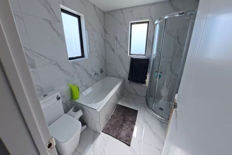 Photo of property in 11 Pihoihoi Place, Hobsonville, Auckland, 0616