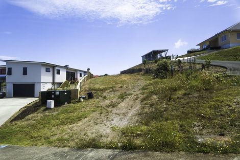 Photo of property in 6 Freyja Crescent, Coopers Beach, 0420