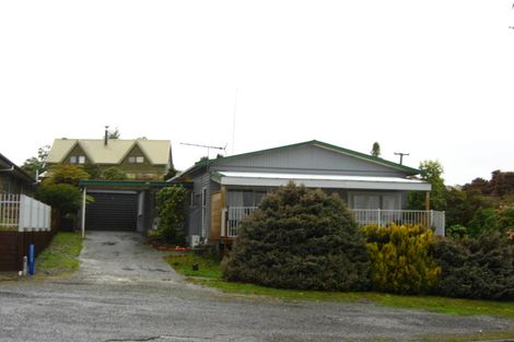 Photo of property in 5 Klempel Close, Moana, 7872