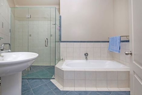 Photo of property in 68 Porterfield Road, Whitford, Howick, 2571