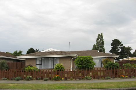 Photo of property in 58 Waratah Street, Avondale, Christchurch, 8061
