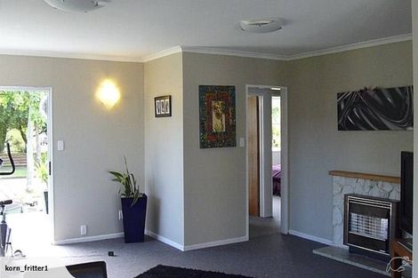 Photo of property in 18 Motuoapa Place, Kelvin Grove, Palmerston North, 4414