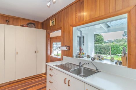 Photo of property in 50 Painua Road, Hokio Beach, Levin, 5571