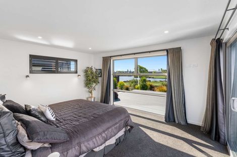 Photo of property in 65 The Esplanade, Pegasus, 7612