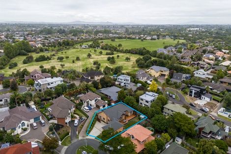 Photo of property in 8 Oakmont Place, Rototuna, Hamilton, 3210